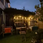 13 Rue Edith Cavell