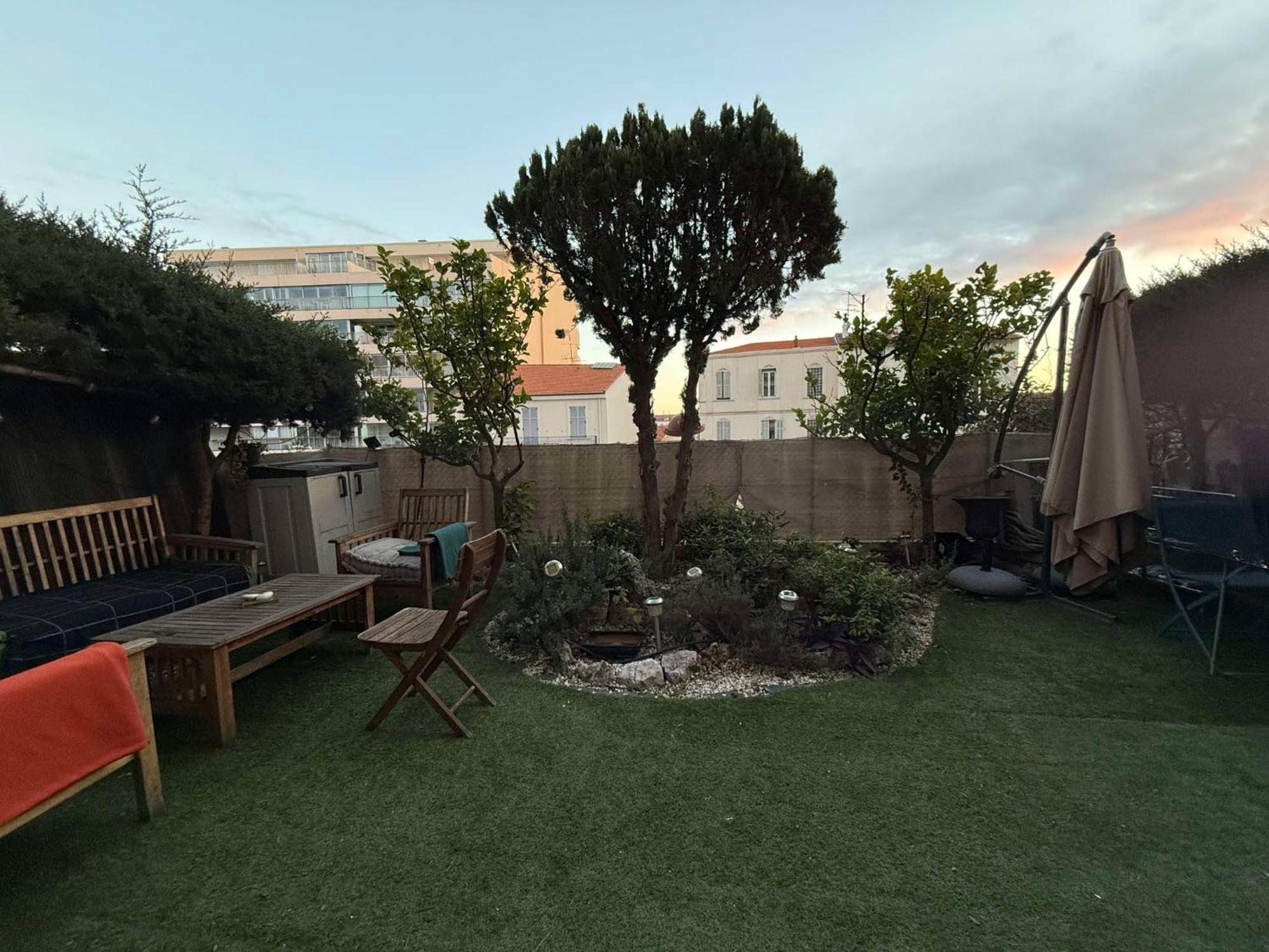 13 Rue Edith Cavell Cannes