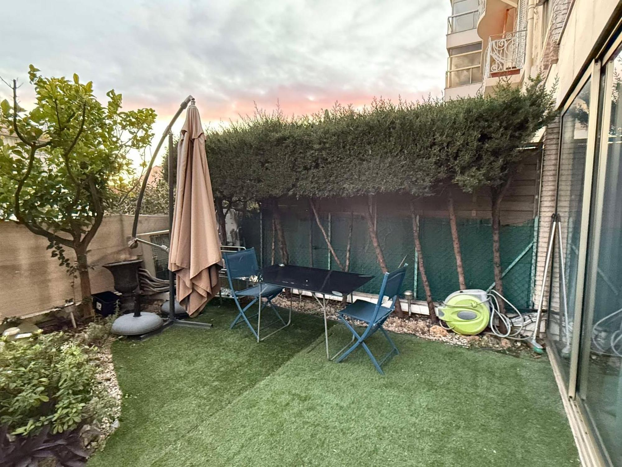 13 Rue Edith Cavell Cannes